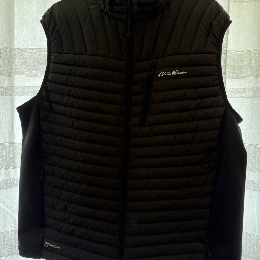 Eddie Bauer Men's Quilted Black Puffer Vest